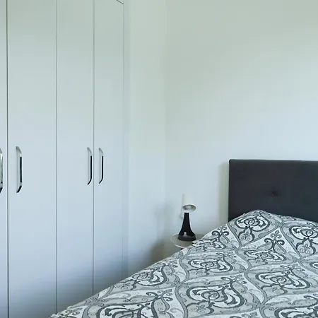 Modern One-bedroom In Popular Area * Kharcha